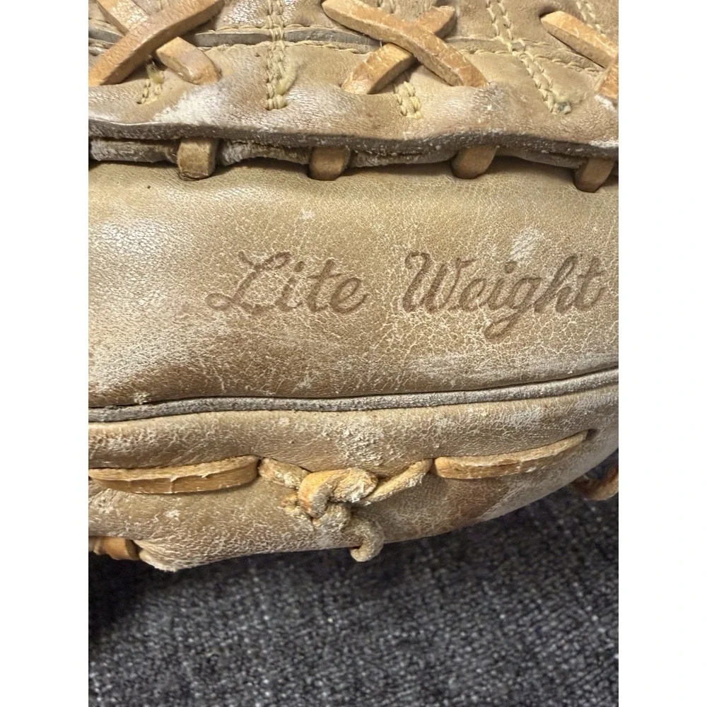 Vintage All-Pro A-100 Lite Weight Leather Baseball Glove RHT Brown